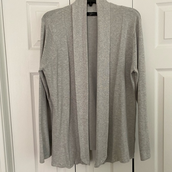 Light Gray Sweater X Large - Picture 6 of 7